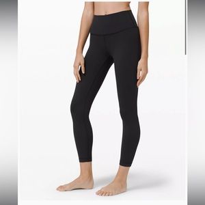 Lululemon Wunder Under High-Rise Tight, 
Luxtreme. NAVY. Size 4.
